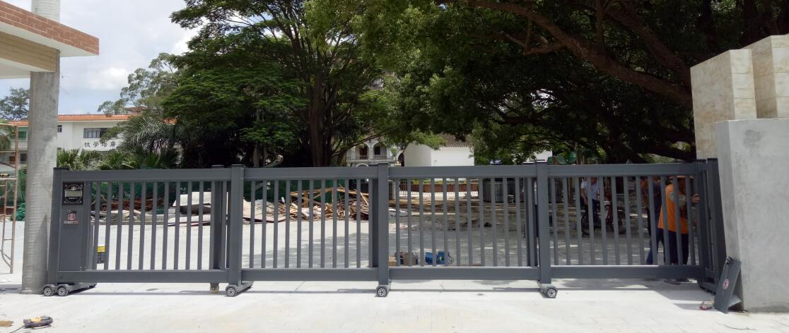 深圳龍華廣培學(xué)校電動(dòng)門(mén)案例  Zoje-Y908